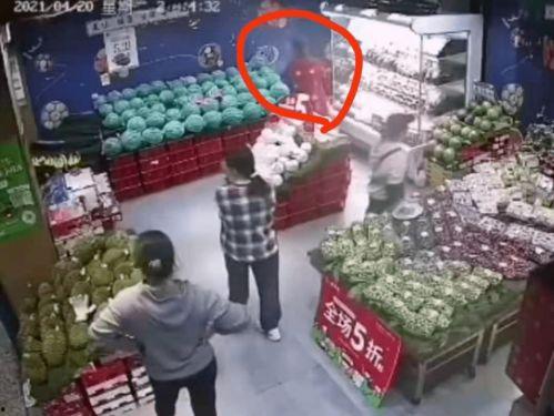 深圳爆料水果店事件视频,惊人内幕曝光,消费者权益如何保障? 第2张 深圳爆料水果店事件视频,惊人内幕曝光,消费者权益如何保障? 第2张