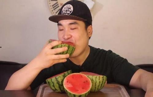 有吃瓜视频的网红,揭秘娱乐圈幕后故事 第2张 有吃瓜视频的网红,揭秘娱乐圈幕后故事 第2张