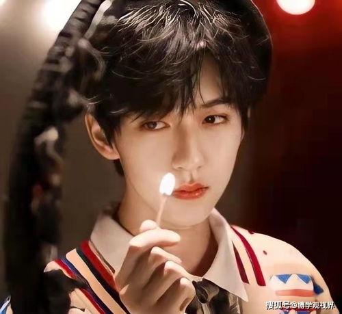 圈内人爆料宋亚轩贺峻霖,揭秘两位明星的深厚友谊与成长历程