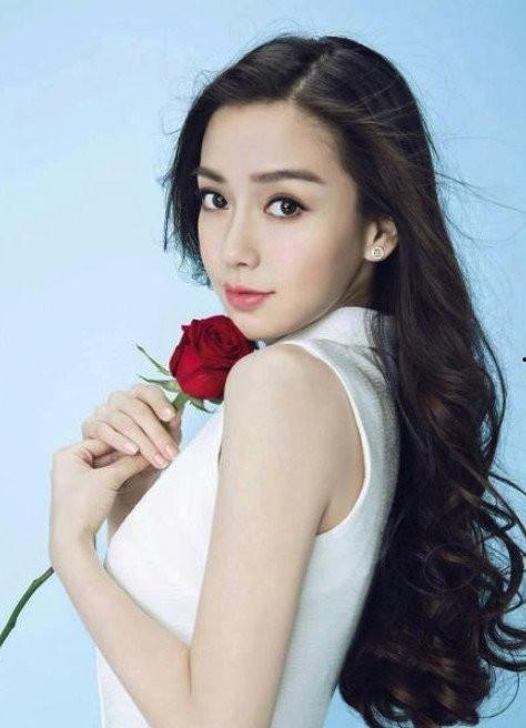 娱乐圈杨颖爆料事件真相,揭开娱乐圈真相背后的惊人内幕