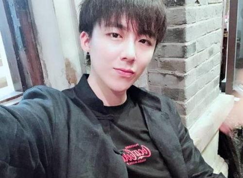 男吃瓜网红,揭秘娱乐圈幕后真相的“瓜王” 第3张 男吃瓜网红,揭秘娱乐圈幕后真相的“瓜王” 第3张